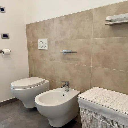 Cuneo Centro-Moderno Bilocale Con Vista Panoramica