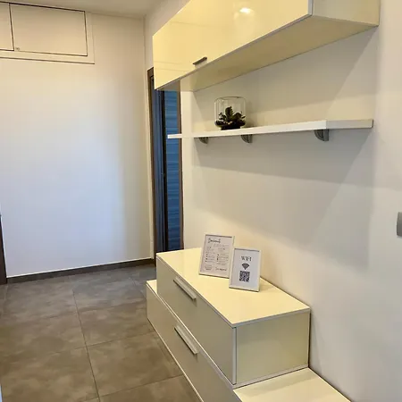 アパート Cuneo Centro-Moderno Bilocale Con Vista Panoramica クーネオ