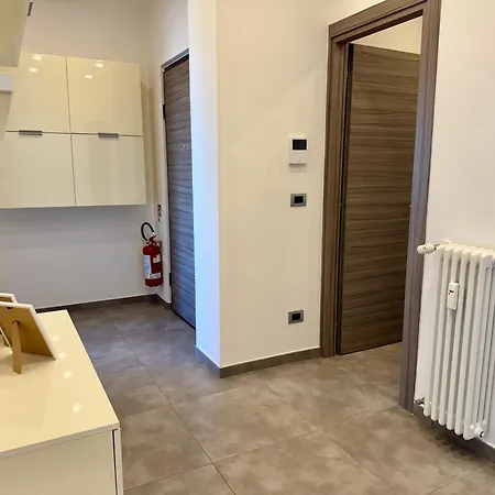 Cuneo Centro-Moderno Bilocale Con Vista Panoramica *