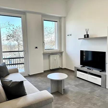 Centro-moderno Bilocale Con Vista Panoramica Apartmán
