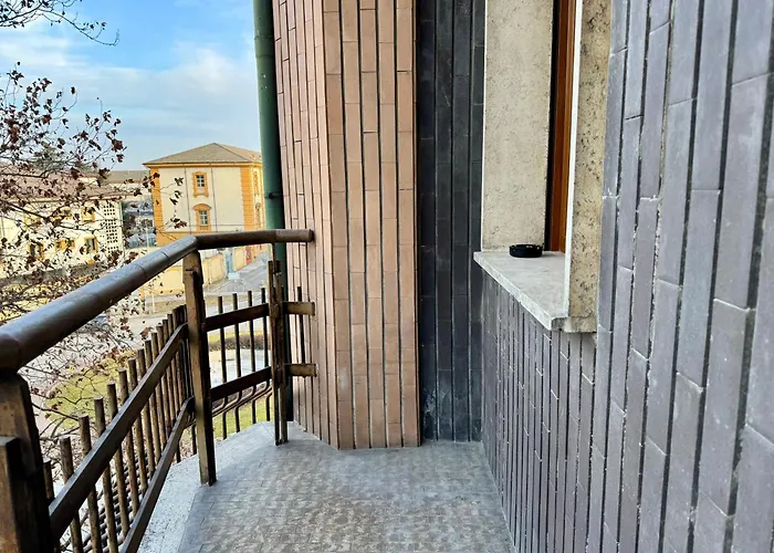 Cuneo Centro-Moderno Bilocale Con Vista Panoramica